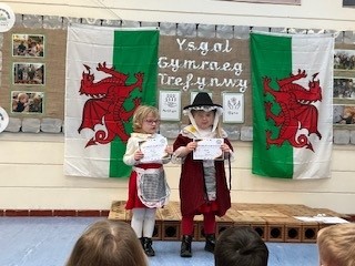 Children celebrating St David's Day